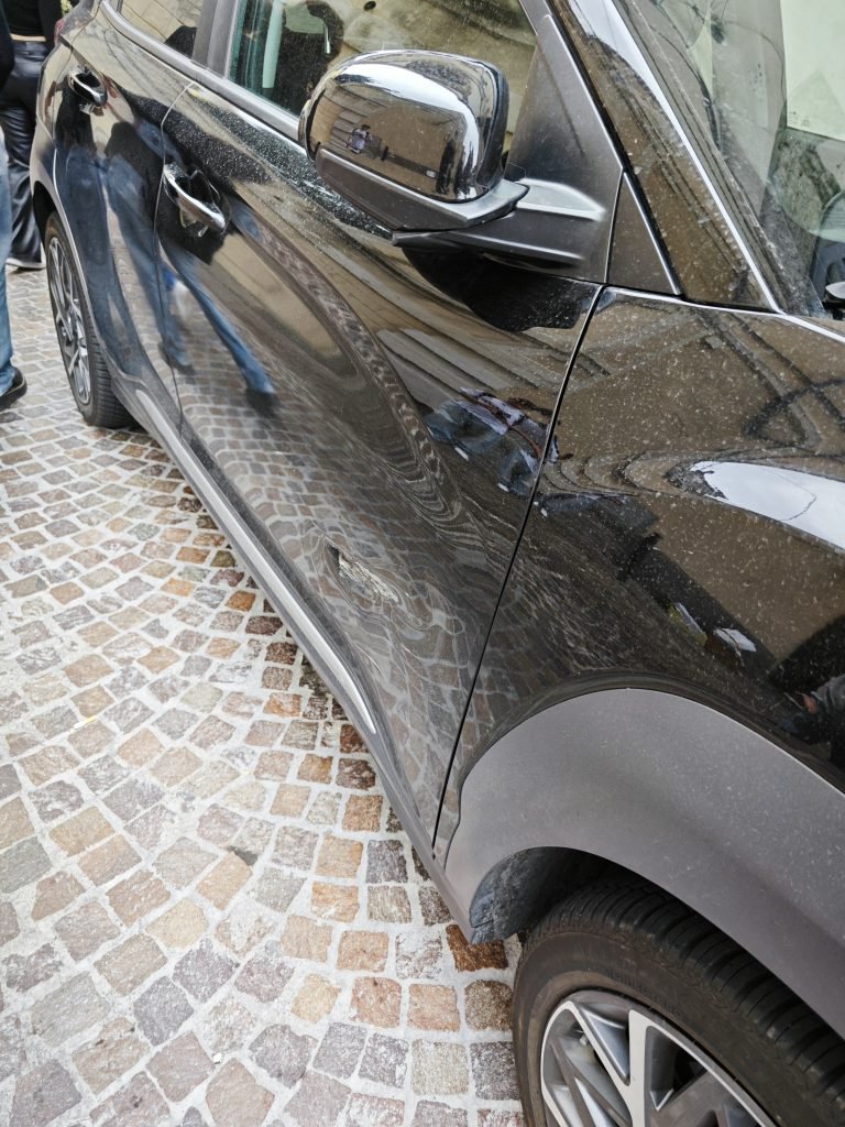 auto impazzita6