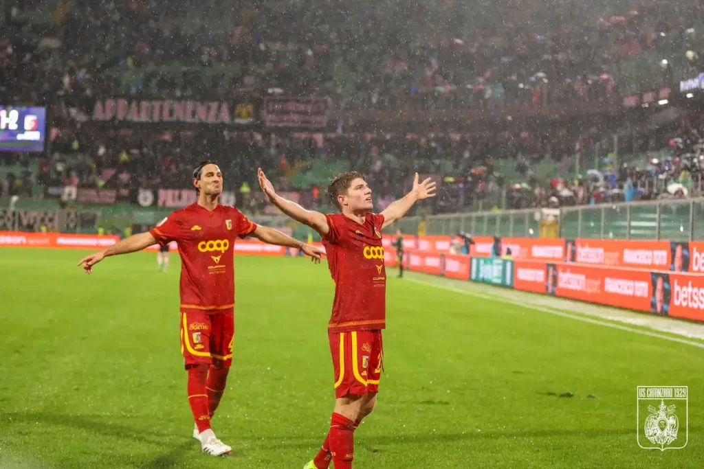 Pompetti Esultanza Palermo Catanzaro